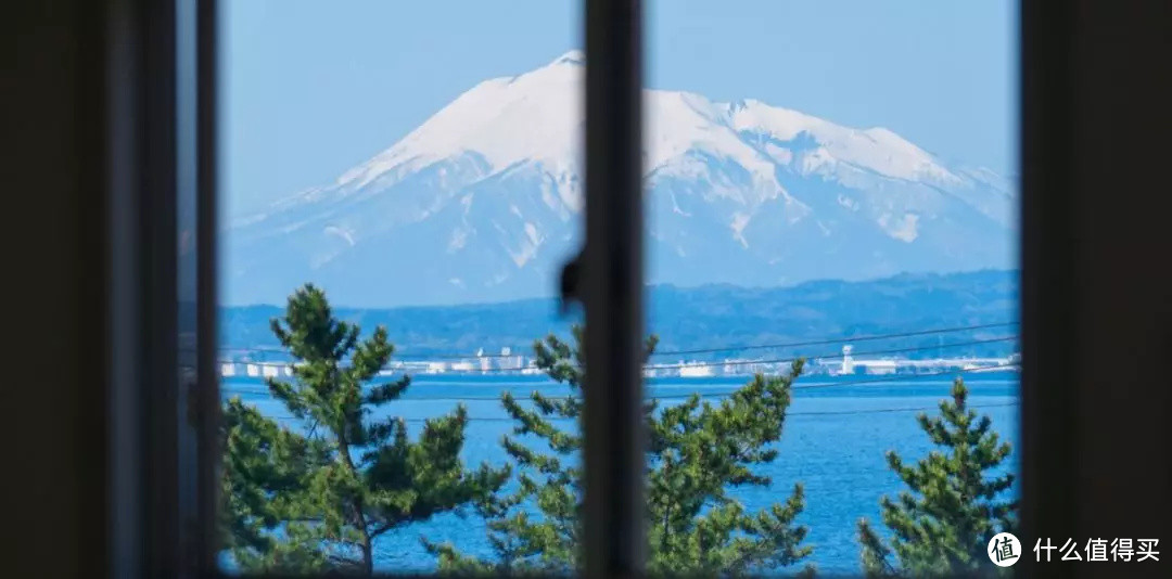 日本最好看的海，都藏在这些车站里