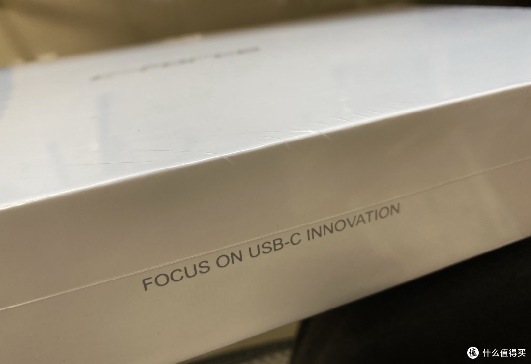 尚可一用,CFORCE 15.6寸 一线直连便携式显示器 CF011X 开箱及简单评测