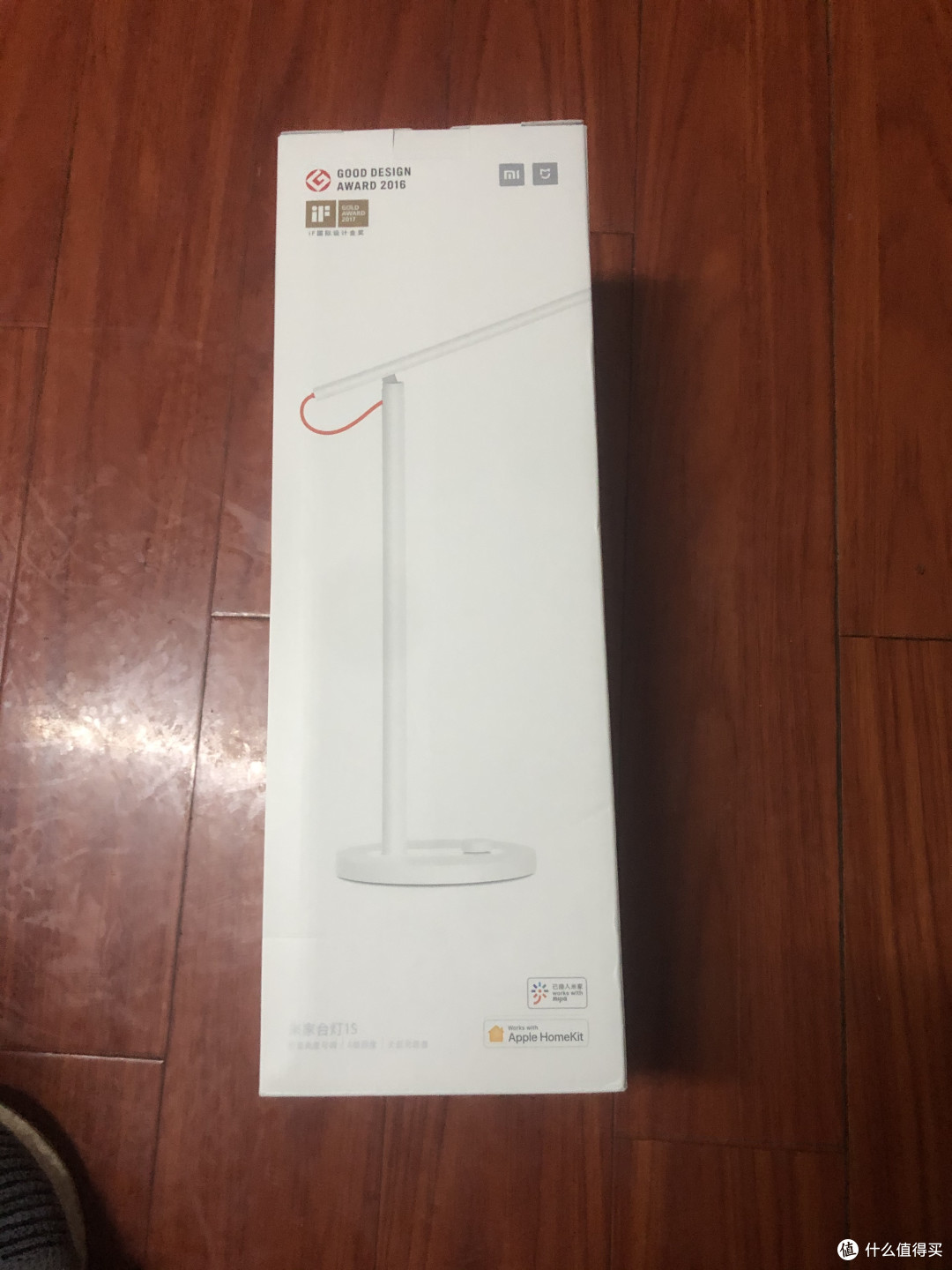 和一代差不多大的盒子