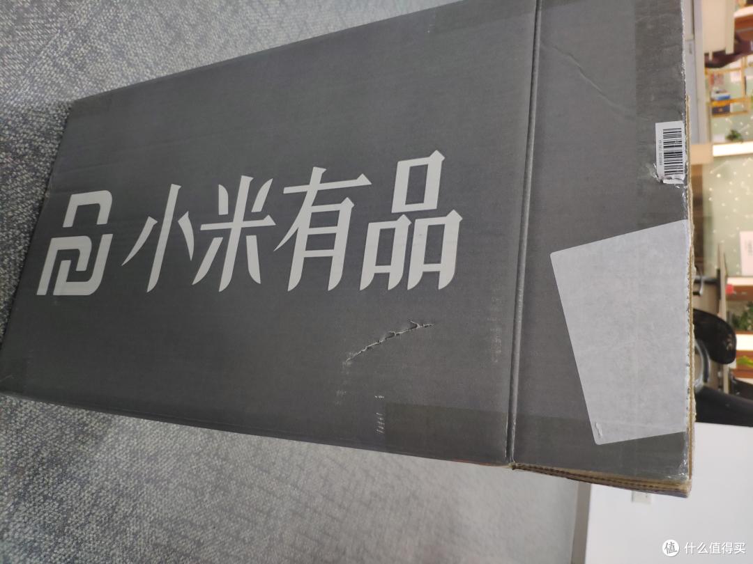 能做桌子的包实用性怎么样?探迹者BEABORN系列黑方双肩包