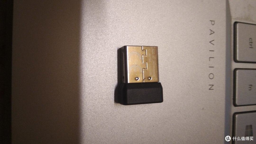 背面标注了型号