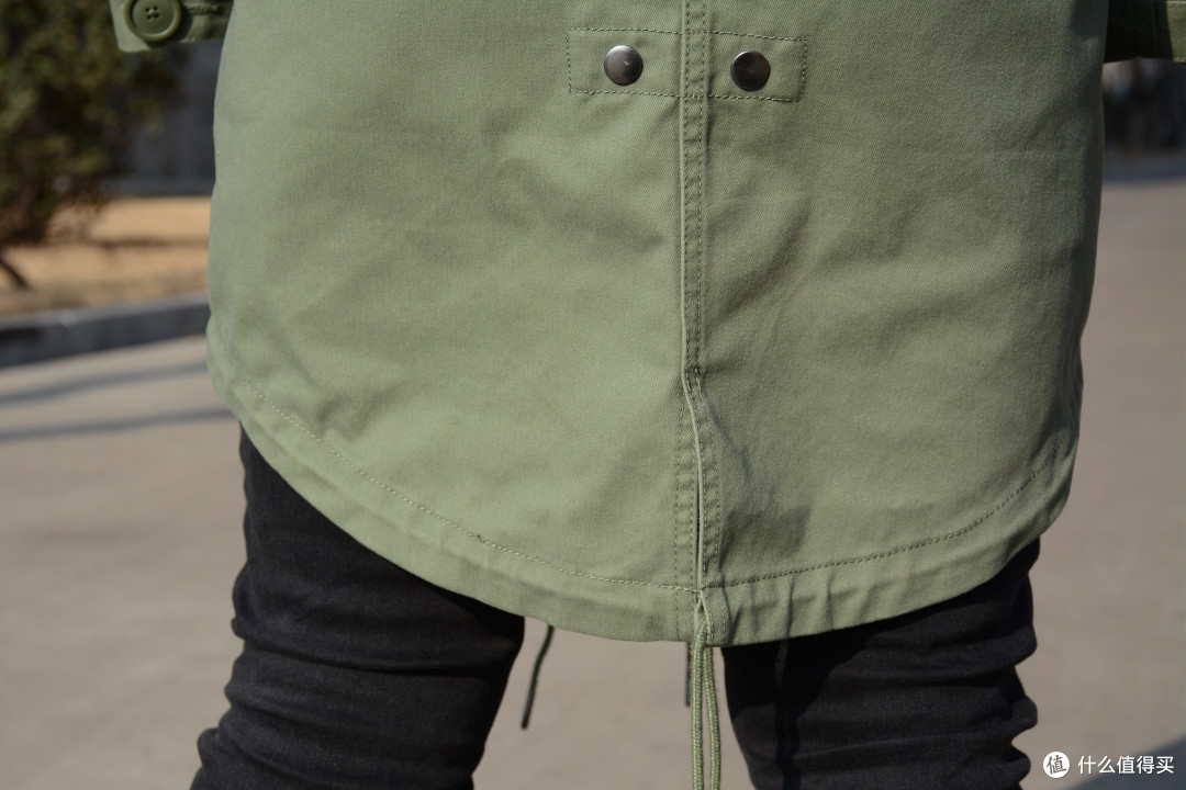 与众不同的时尚军旅风——雅当时M51鱼尾风衣体验