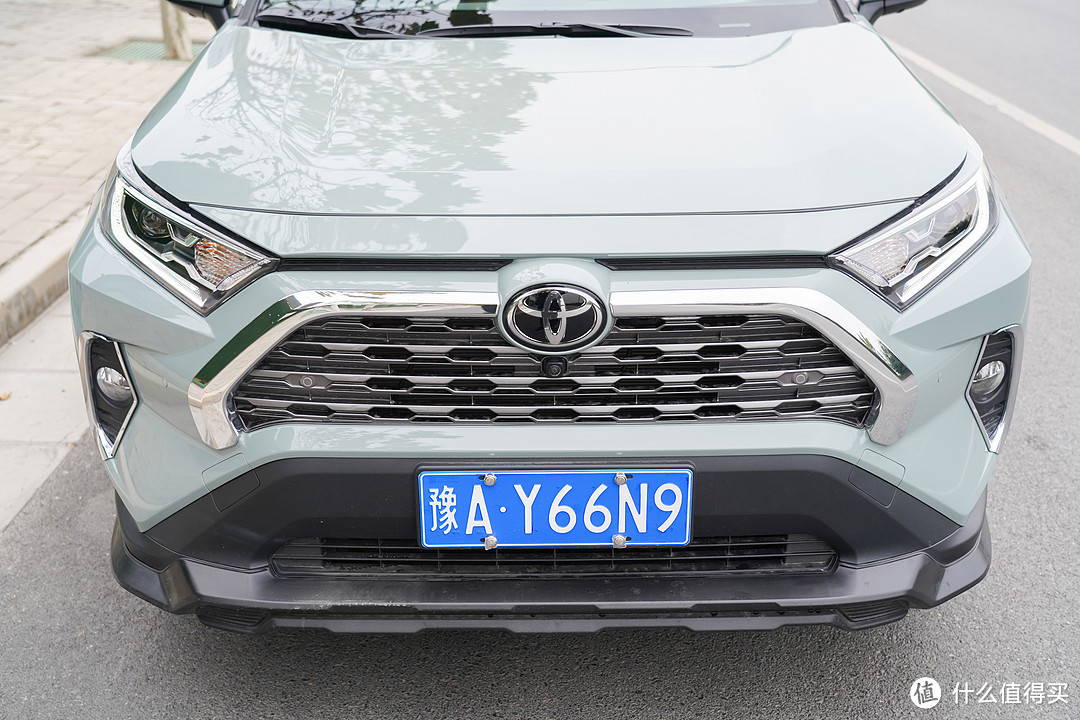 越级新生：一汽丰田全新荣放RAV4试驾体验