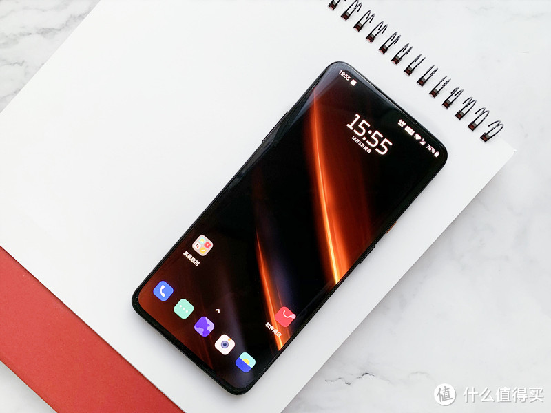 流畅不输iPhone,颜值更胜一筹——一加7T Pro 迈凯伦版评测