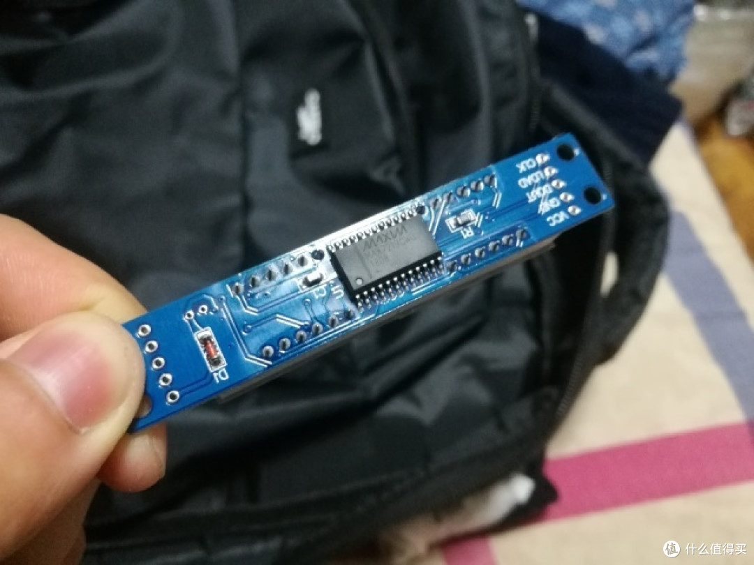 教你用单片机自制桌面CPU温度显示器(预算30)