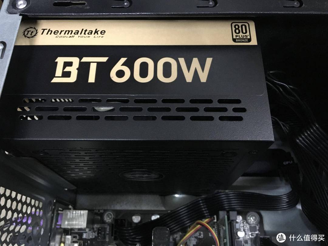新手装机可以盲选的机箱电源,Thermaltake额定600W BT600 W全模组电源装机篇