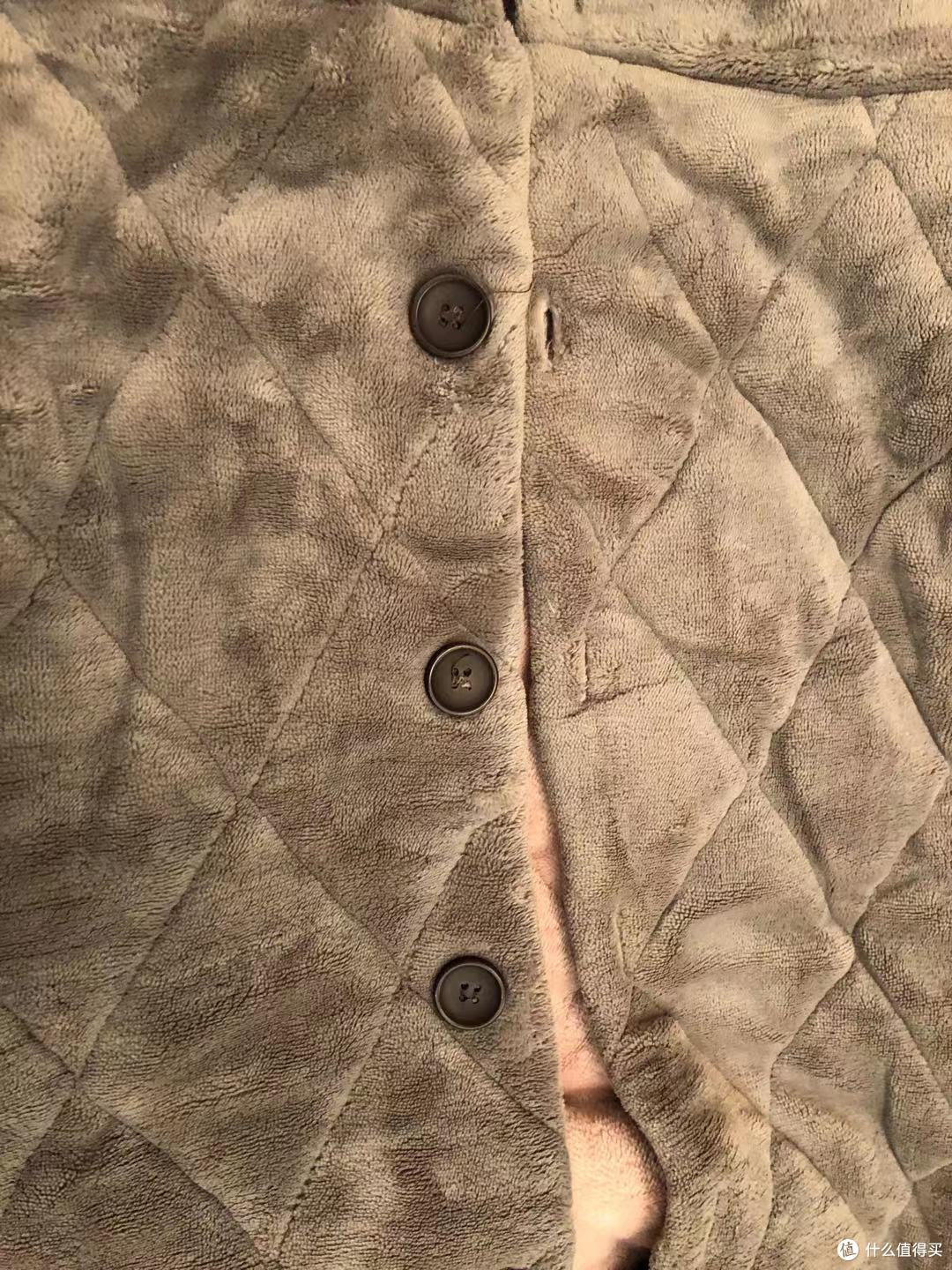 逗比二人组玩趣自拍告诉你~秋冬睡衣怎么选?