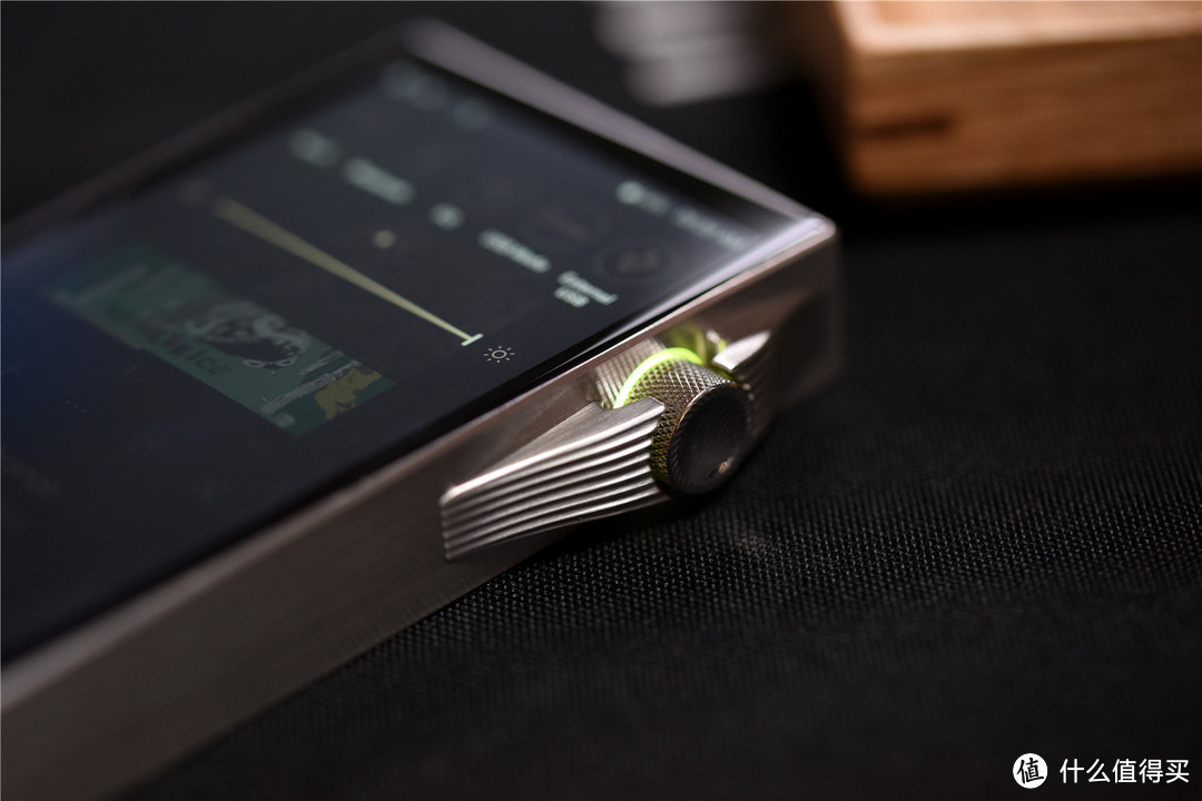 经典再现却不到万元，简评艾利和的Astell&Kern SA700发烧播放器