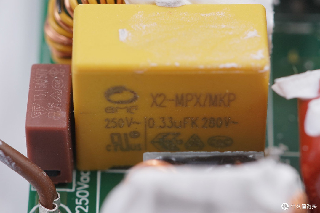 拆解报告:Nekteck 90W USB PD快充充电器HKA09020045-2U