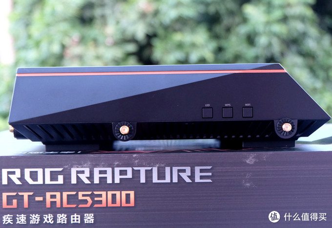 游戏加速神器华硕gt Ac5300拥有高速稳定安全的网络平台 路由器 什么值得买