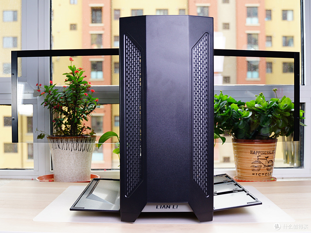 还是AMD平台香，先入手甜点级显卡，明年再升级RTX3000吧！