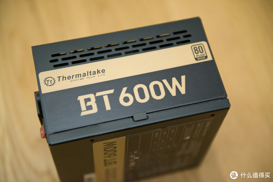 买电源送收纳箱，Tt BT 600W开箱分享