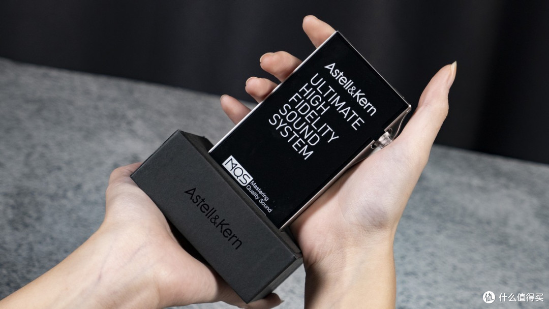 火速开箱:7周年致敬功臣的Astell&Kern SA700