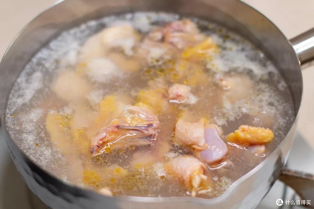 不加一滴水,烧出销魂鸡肉!连吃三碗米饭都不够!
