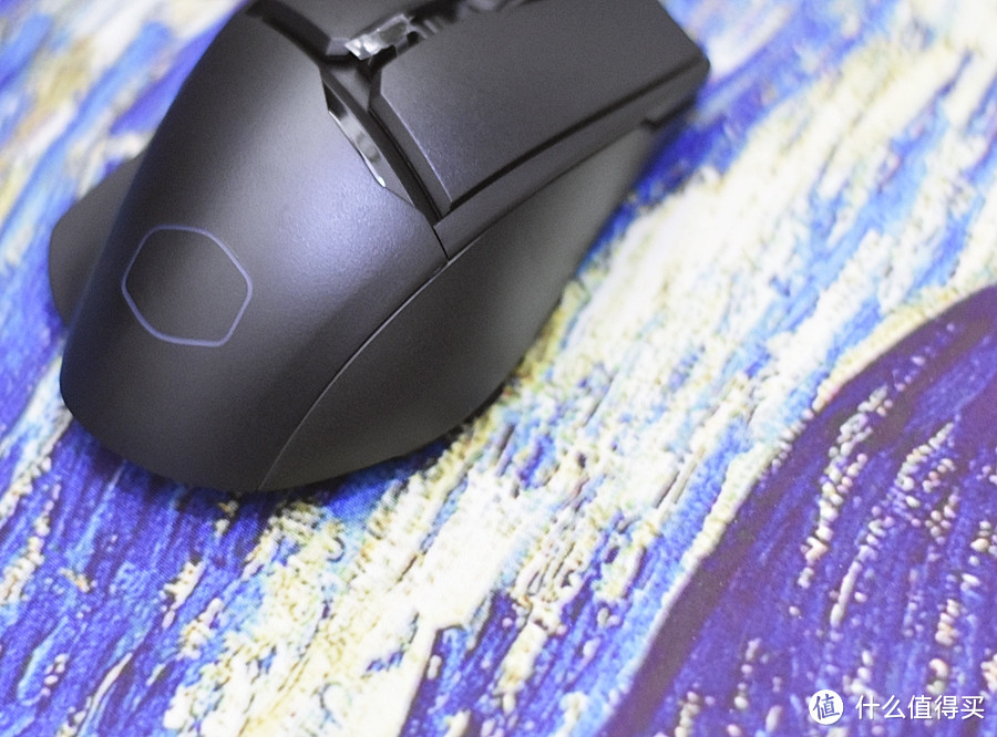 酷冷至尊 Cooler Master MM830 最能“框”的RGB屏显电竞游戏鼠标