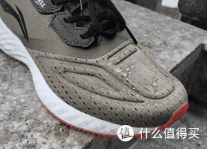 踩在云端上——李宁云五代SHIELD冬季跑鞋评测
