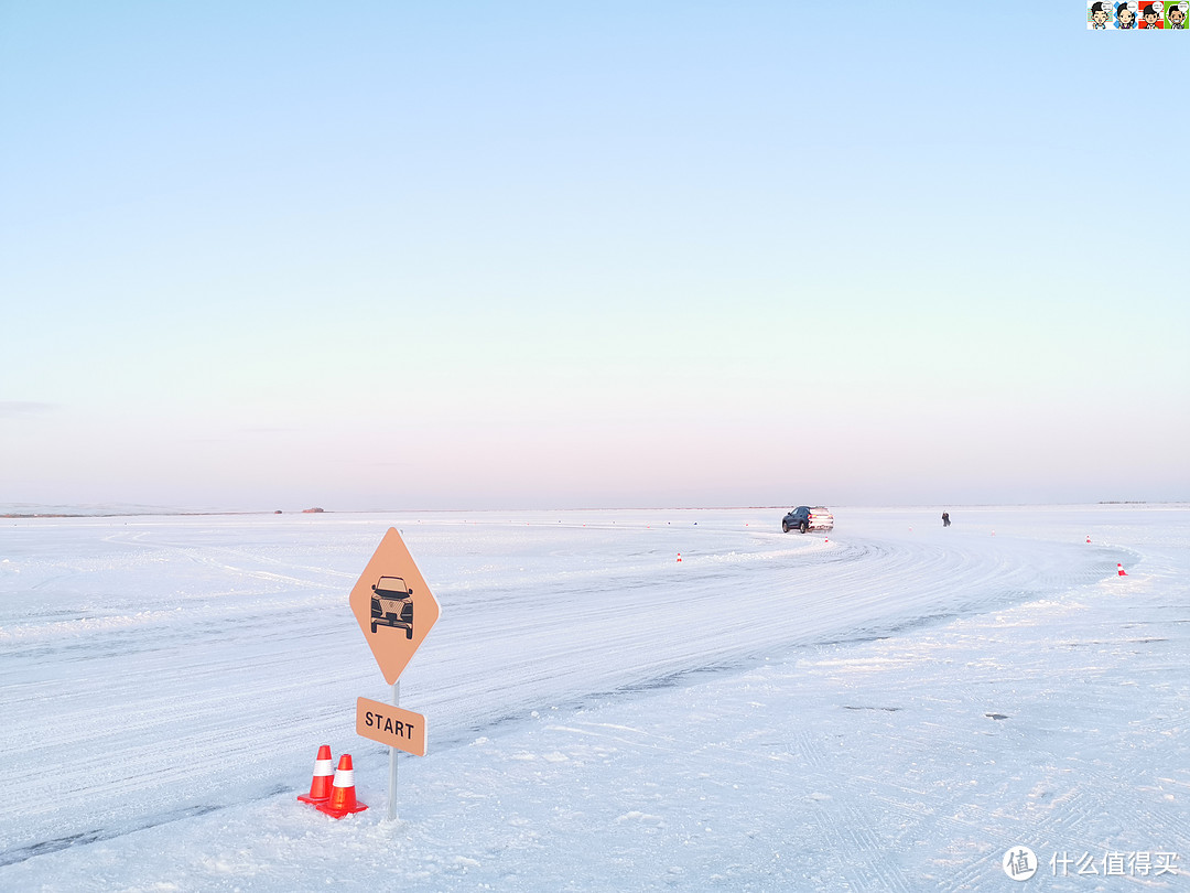 赵客缦胡缨，吴钩霜雪明。