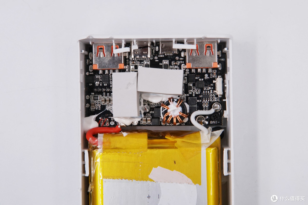 拆解报告:Baseus倍思20000mAh 45W PD快充移动电源BS-20KP204