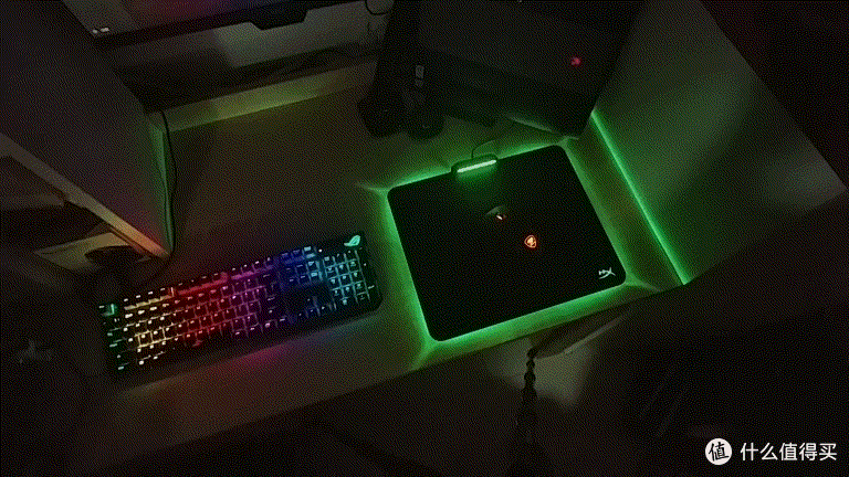 霸气侧漏的复仇女神:HyperX Fury Ultra 硬质RGB鼠标垫测评