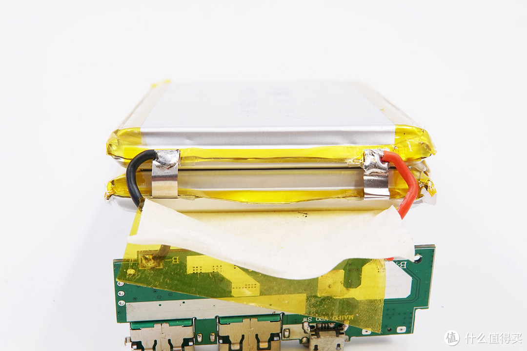 拆解报告:MOPOER迈珀 20000mAh 18W PD双向快充移动电源V20
