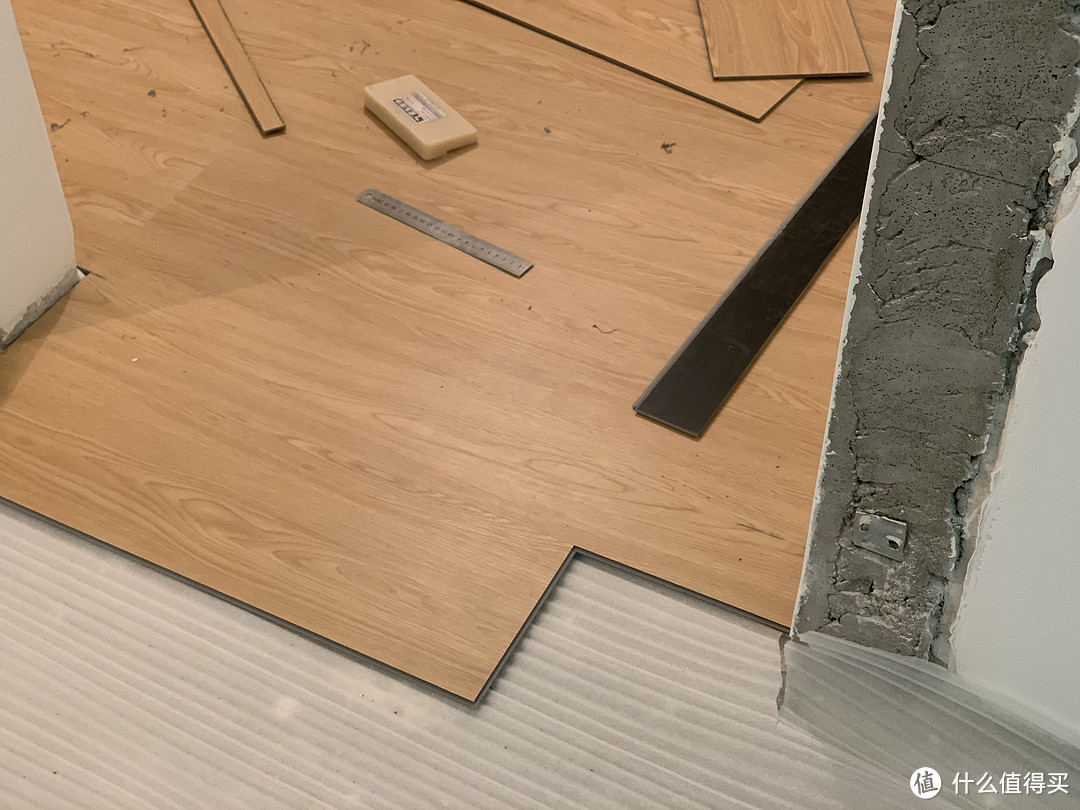SPC地板 / 石塑地板 - 铺装更新