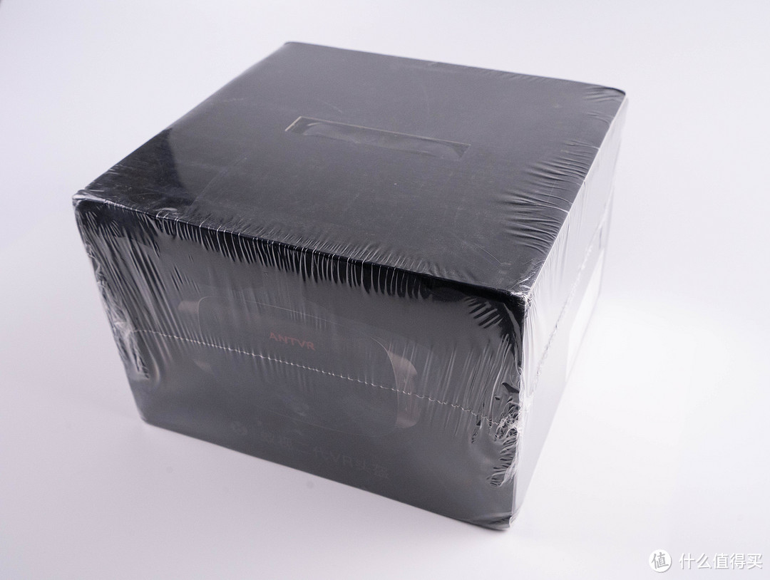 塑封完整,确实是全新的,卖家诚不欺我