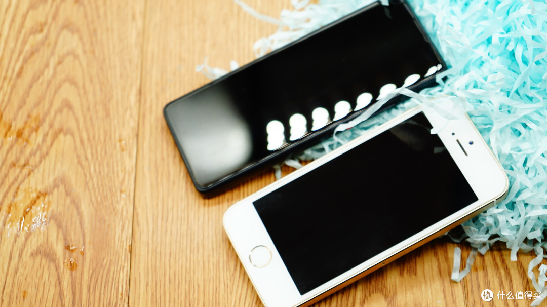向iphone 5s致敬?入手多亲手机2.
