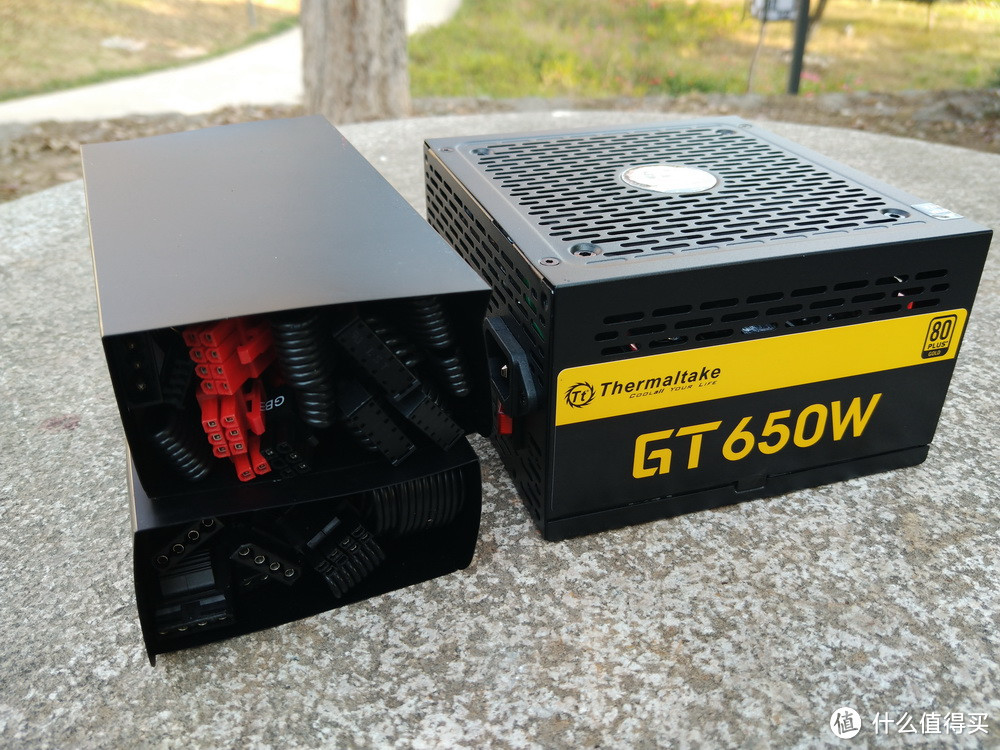 五年质保、只换不修 - Tt GT 650W 机箱电源