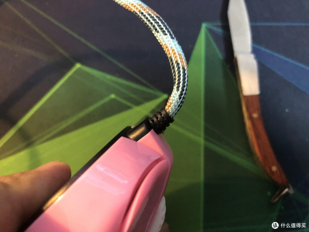 卓威S2游戏鼠标拆解+更换微动+换线过程分享