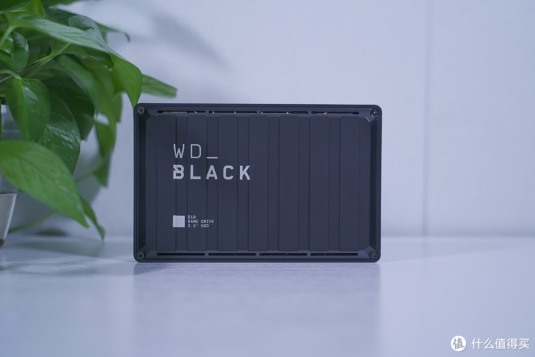 WD_BLACK D10移动硬盘正面