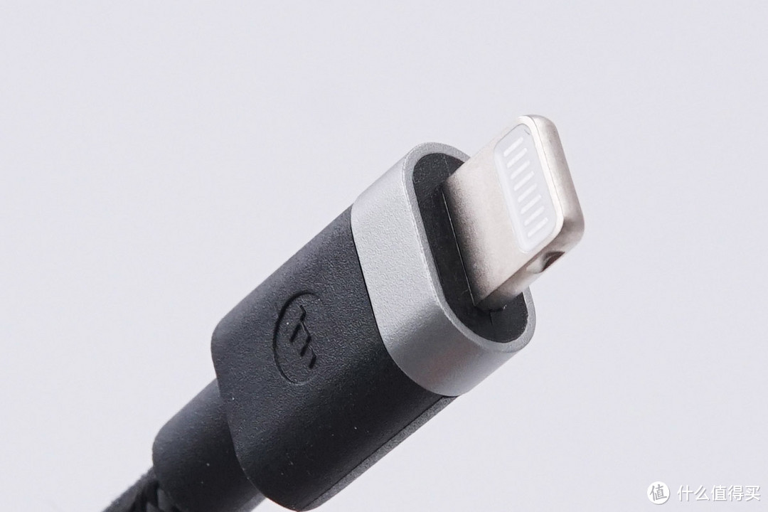 拆解报告：mophie MFi认证 USB-C to Lightning编织线