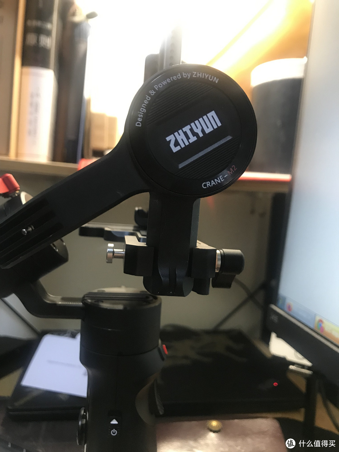 ZHIYUN 云鹤M2 三轴稳定器--从此开启边走边拍的VLOG日常