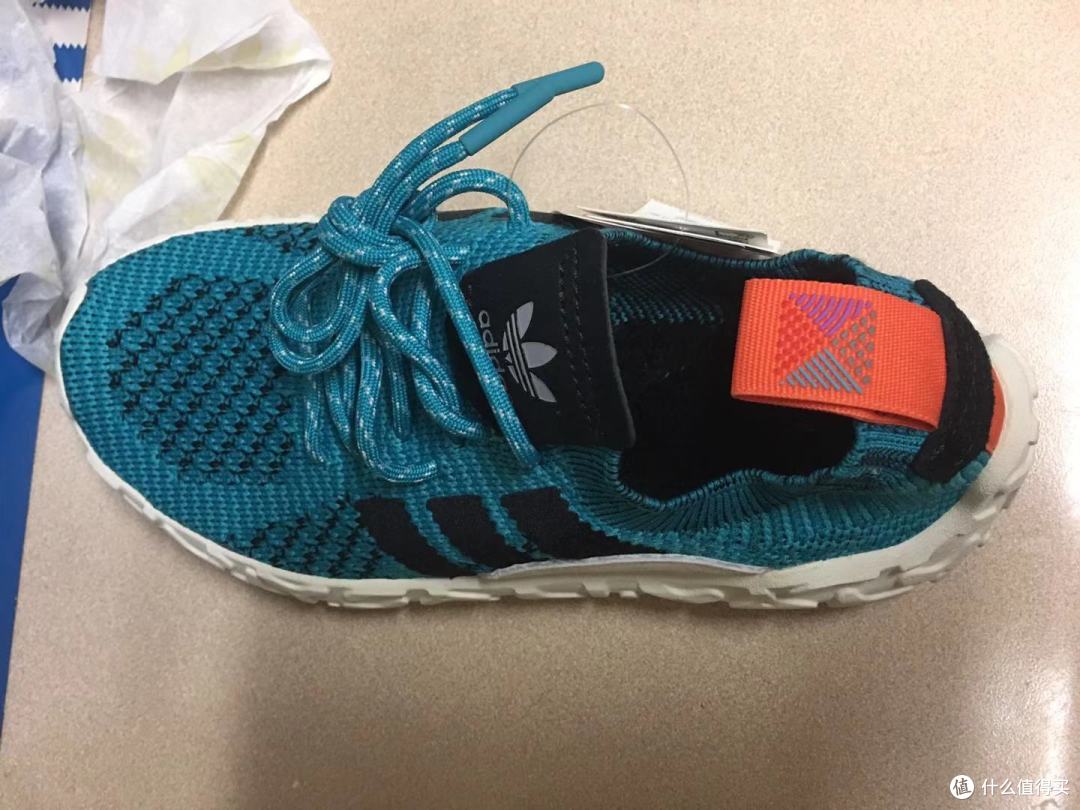 Ebay下手一双adidas阿迪达斯的F22,脚感舒适,折扣亲民(¥175)
