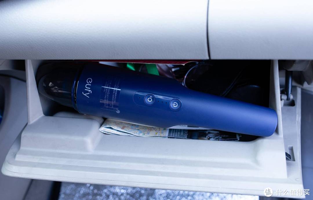 车内清洁大杀器，安克创新eufy手持车载吸尘器体验