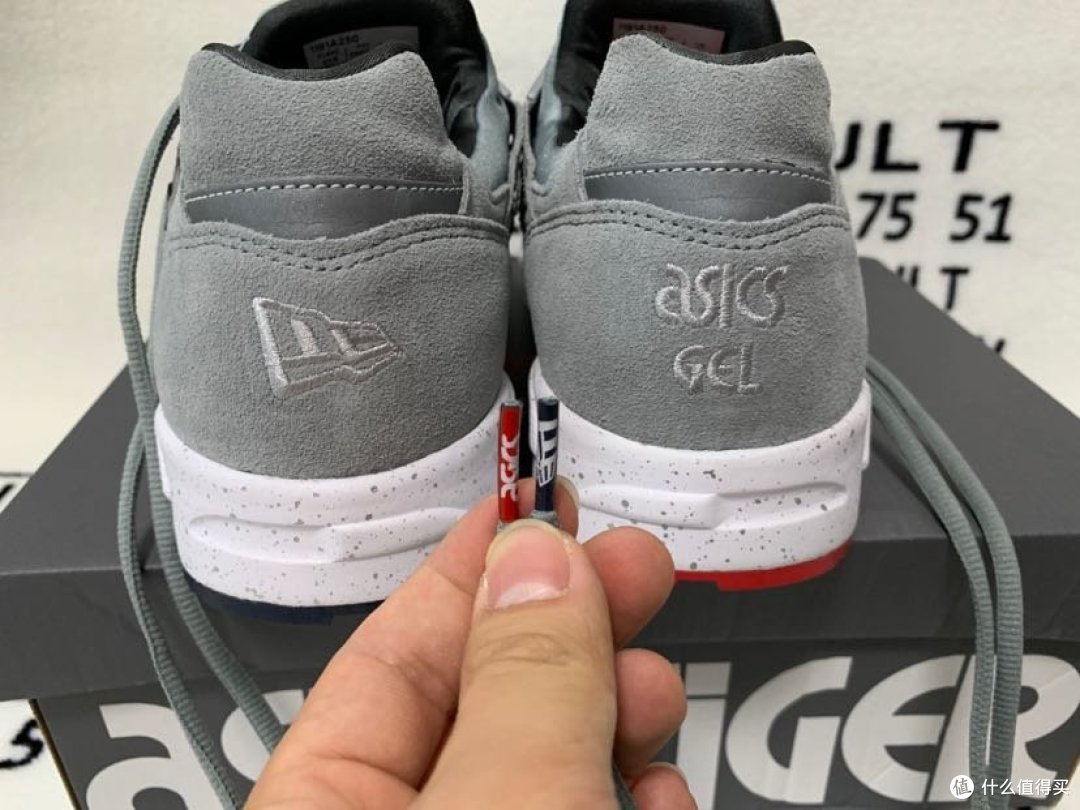 一双限量的联名asics x New Era DS Trainer