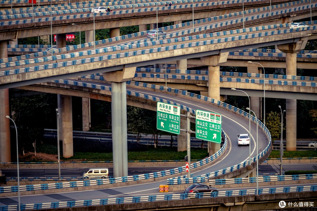 2019年10月,重庆最复杂的立交桥,本来这一天我背着无人机来的,但到了