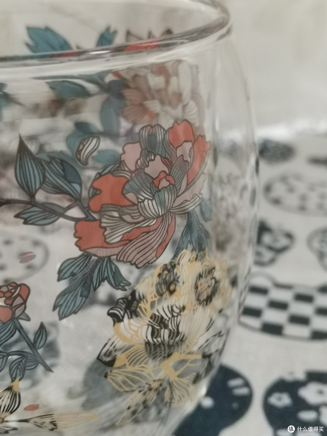 一杯敬国色，一杯邀富贵，都国士无双了，总得送上一份好年货吧！