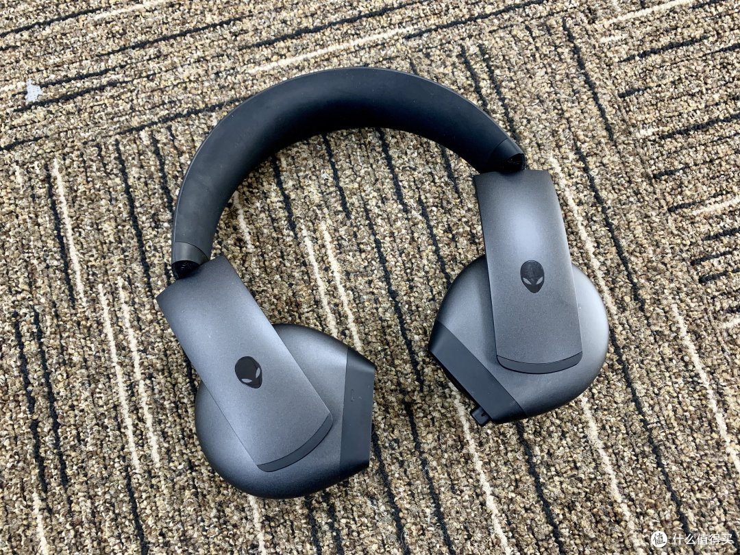 凭什么那么贵?Alienware外设全家桶拆解测试