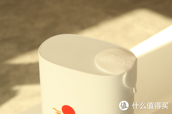 【轻众测】碧海青心水具系列：便携式即热饮水机