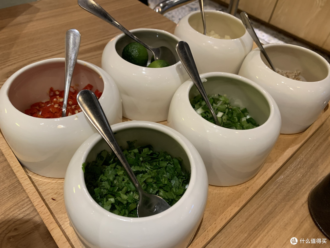 无骨鸡肉加椰青水打锅,你试过没?