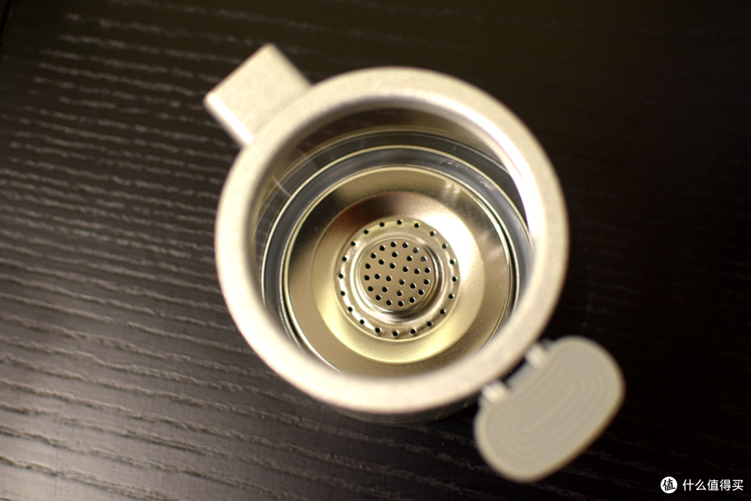 让喝茶也充满科技感——莱卡净水泡茶一体机