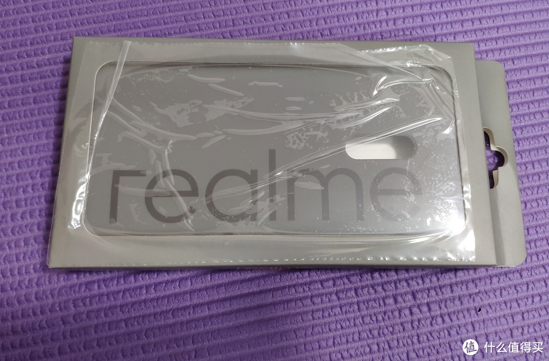 realme X手机开箱--给岳母大人买的手机（多图，慎入！）