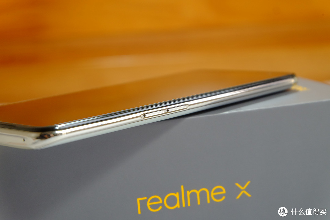 千元级别的8+256GB手机：realme x手机体验小记