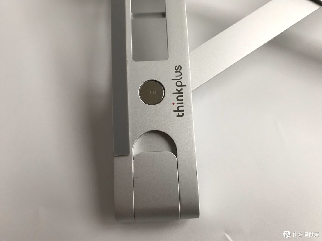 ThinkPadplus折叠支架晒单和轻体验：优缺点明显，能用十年