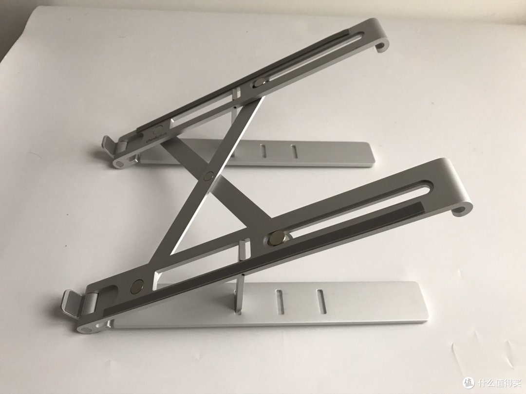 ThinkPadplus折叠支架晒单和轻体验：优缺点明显，能用十年