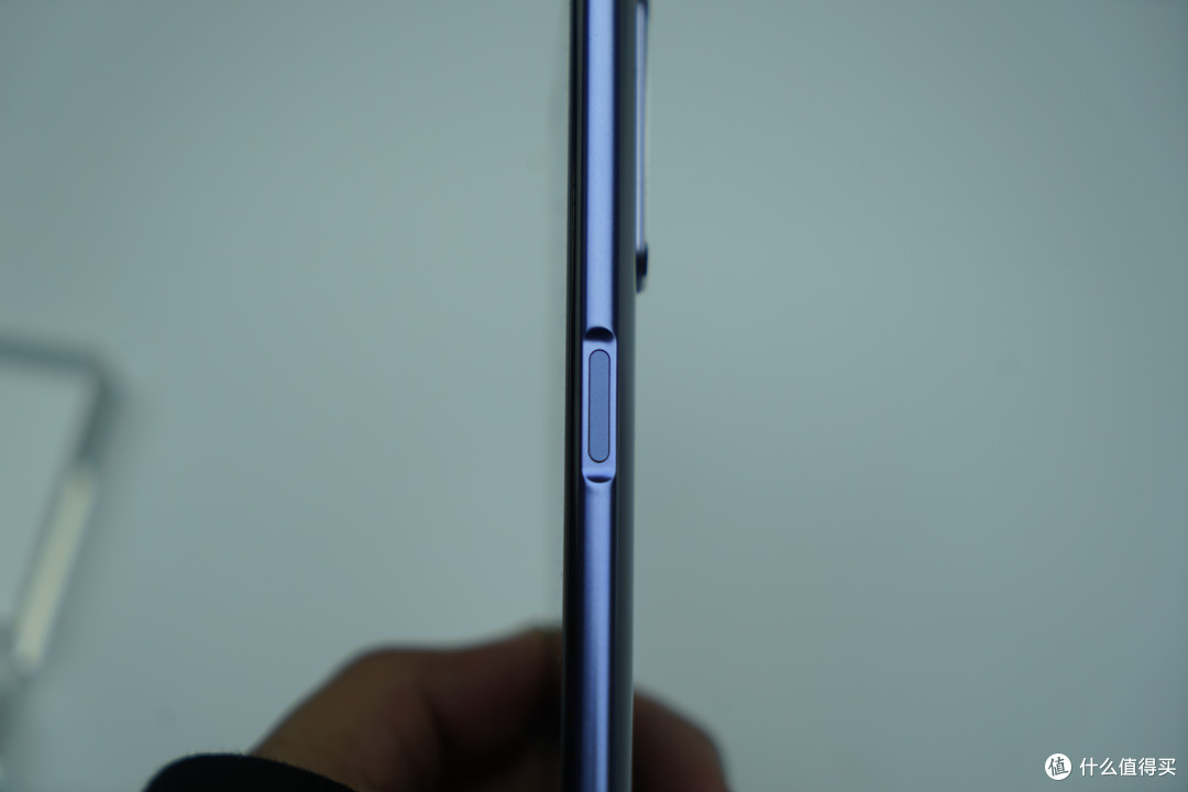 杨紫代言的超低价5G手机:realme 真我X50 发布,120Hz屏幕6400万四摄 售价2499元起