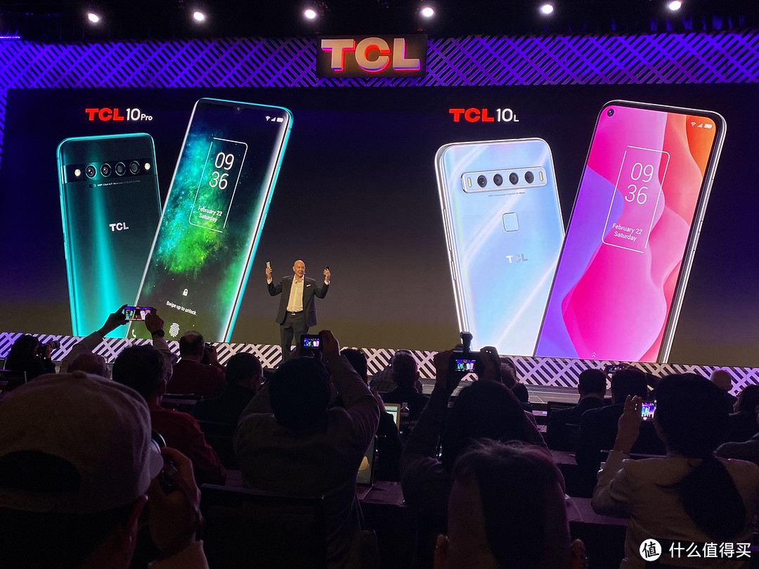 CES 2020：TCL首款5G手机来了！主打拍照设计太独特