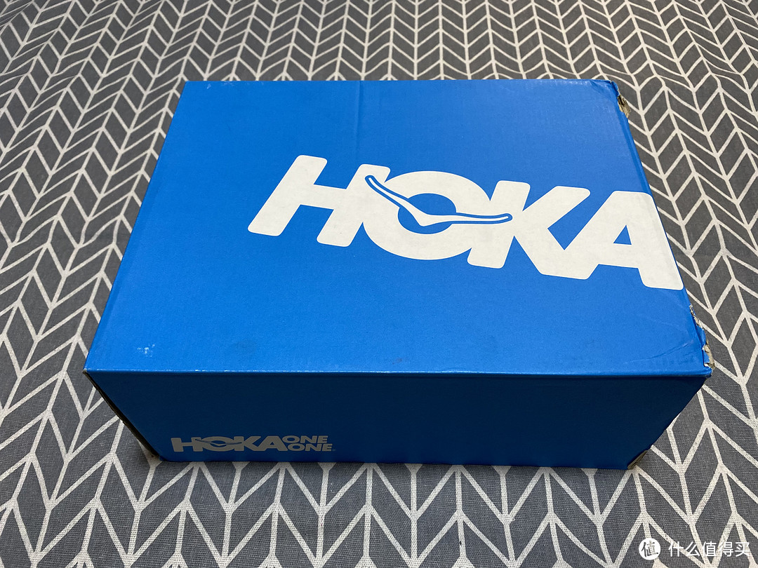 Hoka One One Clifton 5厚底跑鞋