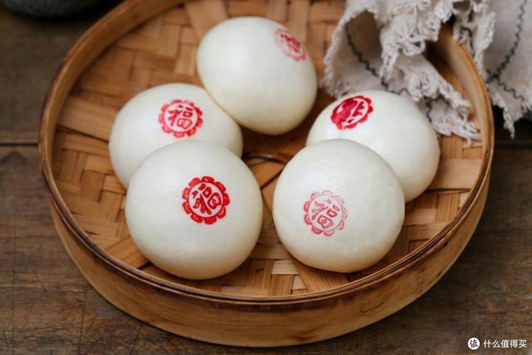 北方人过春节必蒸几锅大馒头,透白暄软寓意蒸蒸日上,年味十足!