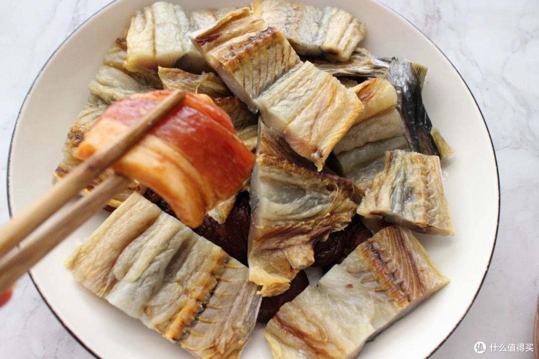 过年,海边人家就爱吃这道蒸菜,不用开火,蒸20分钟出锅,太香了